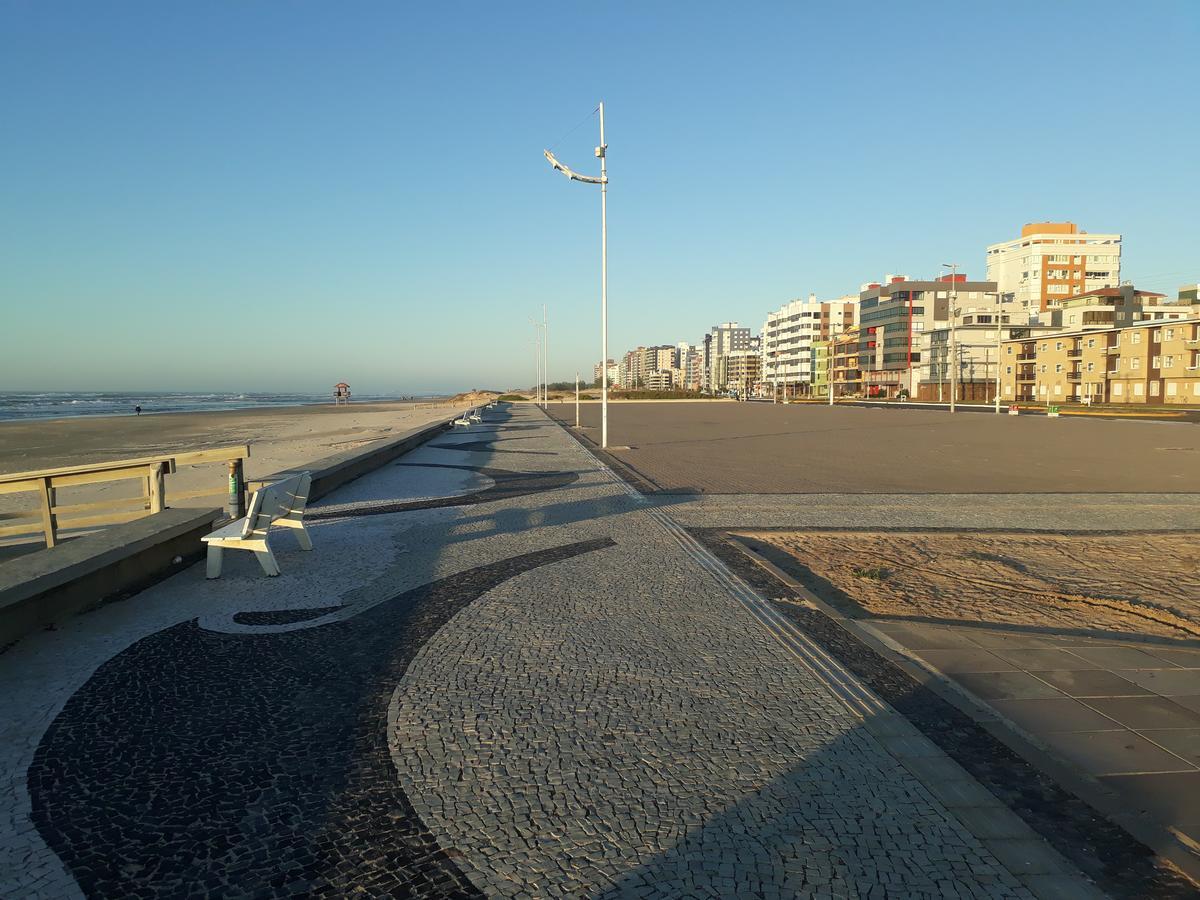 Edificio Longo Jk Kitinet Capão da Canoa Exterior photo